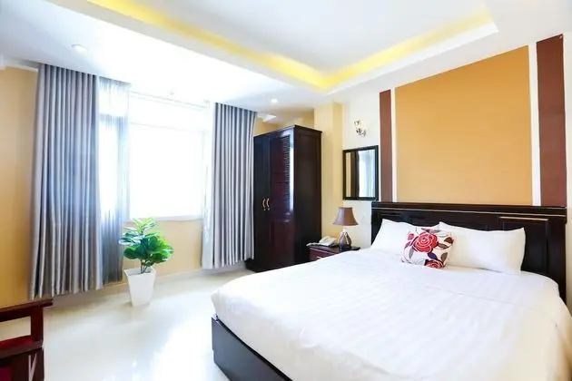 Deluxe Tek Büyük Yataklı Oda (with Window)