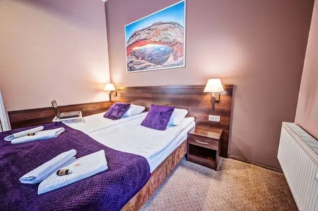 Deluxe Tek Büyük veya İki Ayrı Yataklı Oda, Balkon