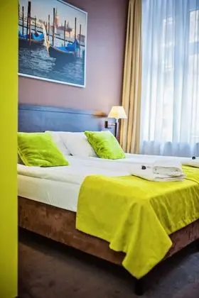 Tek Büyük veya İki Ayrı Yataklı Oda, Özel Banyo