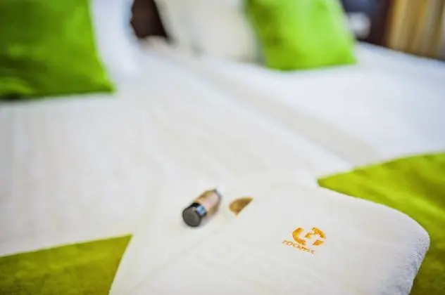 Tek Büyük veya İki Ayrı Yataklı Oda, Özel Banyo