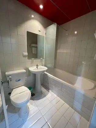 Business Tek Büyük Yataklı Oda