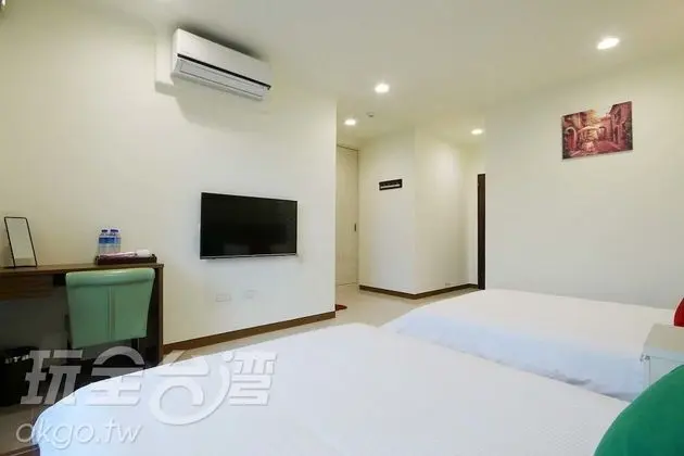 Deluxe Dört Kişilik Oda, Avlu Manzaralı