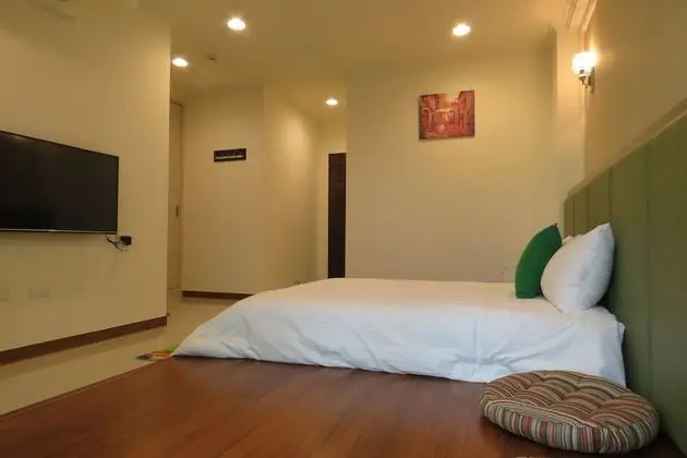 Deluxe Tek Büyük Yataklı Oda, Avlu Manzaralı