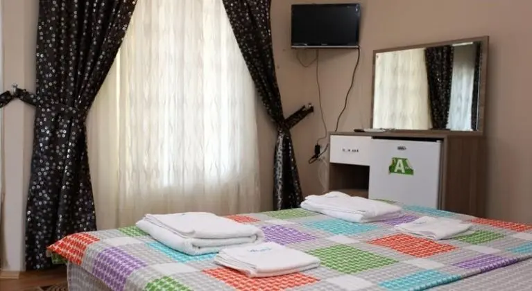 Standart Oda, Bahçe Manzaralı