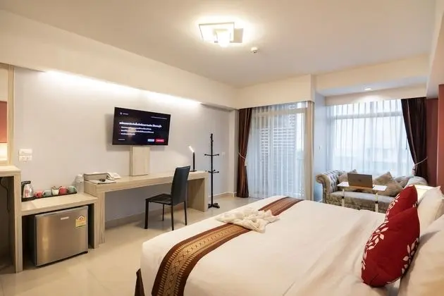 Deluxe Tek Büyük Yataklı Oda
