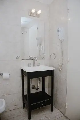 Tek Büyük Yataklı Oda, 2 Tek Kişilik Yatak