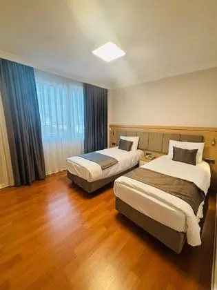 Standart Oda, Şehir Manzaralı