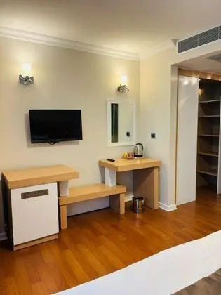 Standart Oda, Şehir Manzaralı