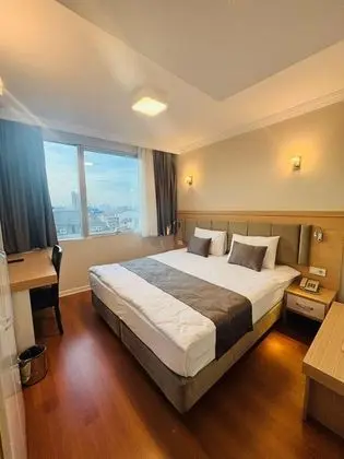 Standart Oda, Şehir Manzaralı