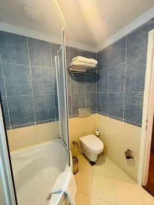 Triple, Şehir Manzaralı