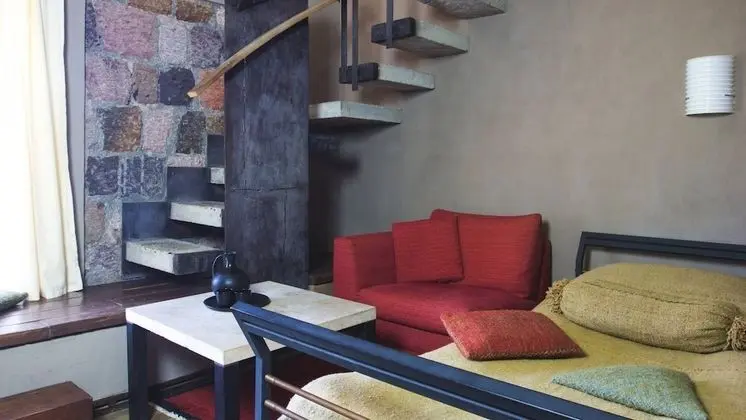 Tek Büyük Yataklı Oda (Duplex, with mezzanine)