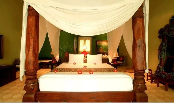 Honeymoon Süit, Okyanusa Sıfır (Bhagavat Gita)