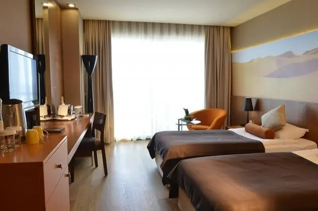 Çift Kişilik, Kısmi Deniz Manzaralı
