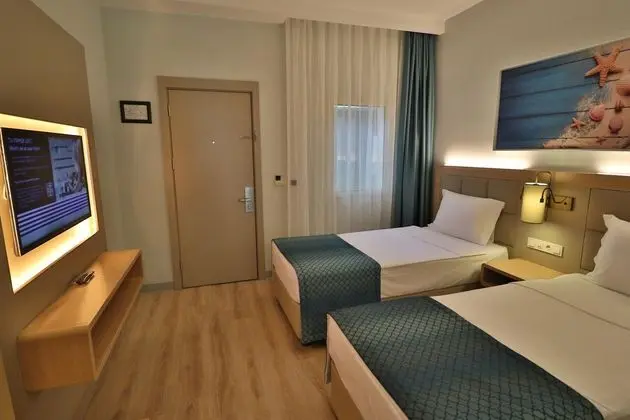 https://images.etstur.com/files/images/hotelImages/TR/209732/l/Tui-Blue-Ephesus-Oda-297132.jpg