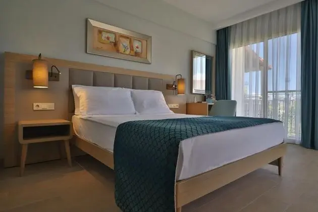 https://images.etstur.com/files/images/hotelImages/TR/209732/l/Tui-Blue-Ephesus-Oda-297137.jpg