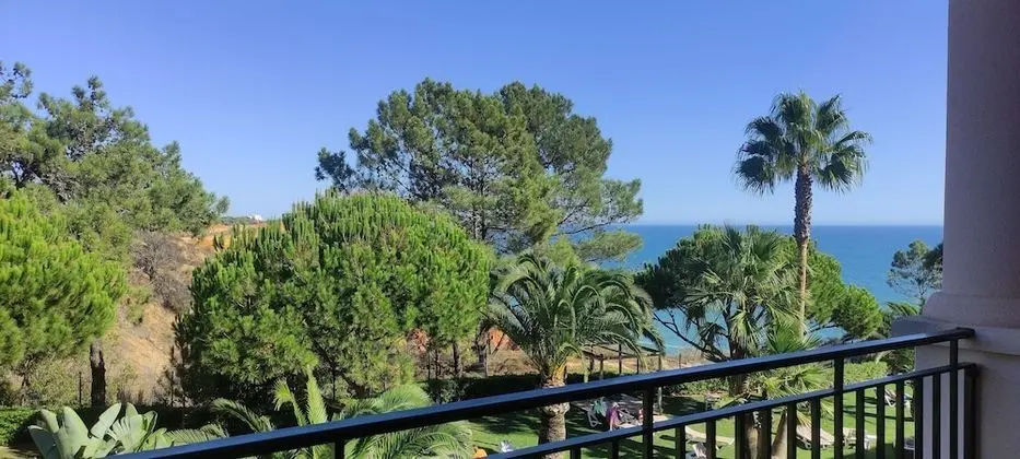 Oda, 1 Çift Kişilik Yatak, Kısmi Deniz Manzaralı