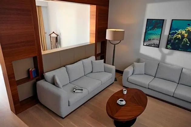 https://images.etstur.com/files/images/hotelImages/TR/51319/l/TUI-BLUE-Grand-Azur-Oda-310491.jpg