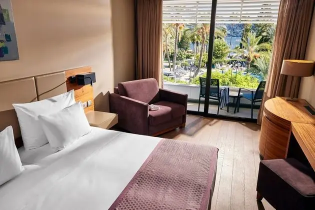https://images.etstur.com/files/images/hotelImages/TR/51319/l/TUI-BLUE-Grand-Azur-Oda-310502.jpg