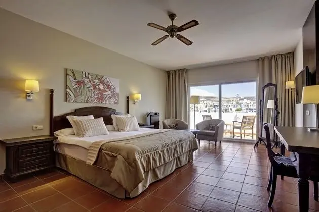 Double Room Single Use  (Private Lodge Area +16)