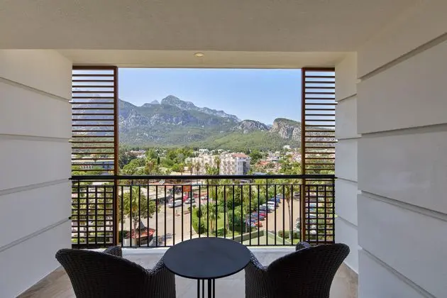 https://images.etstur.com/imgproxy/resize/2560x1440/files/images/hotelImages/etsrooms/130/Rixos_Beldibi_-_Tui_Magic_Life_20250624150816_3.jpg