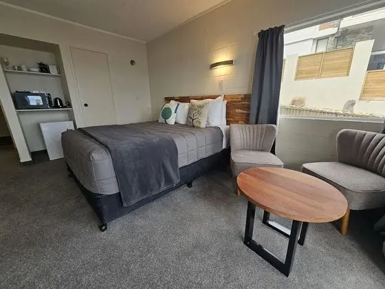 Standard Stüdyo (Ground Lakeview Studio)
