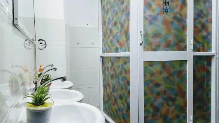 Basic Ortak Ranzalı Oda, Sadece kadınlar için