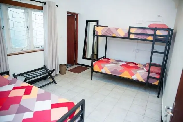 Premium Ortak Ranzalı Oda, Sadece kadınlar için, Ortak Banyo, Avlu Manzaralı