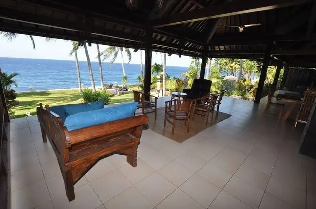 Villa, Denize Sıfır