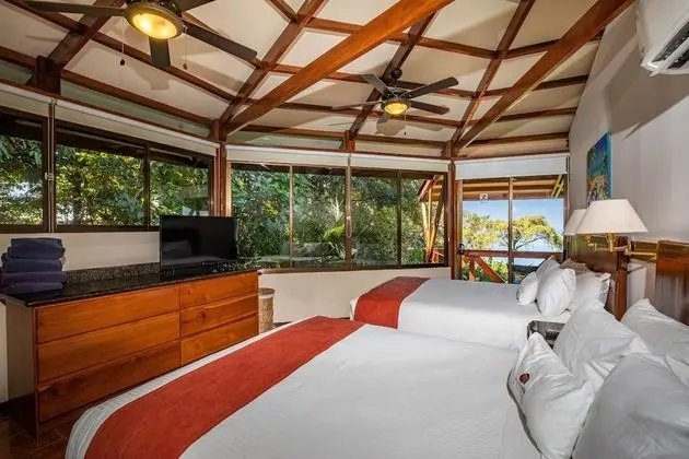 Tulemar Bungalow