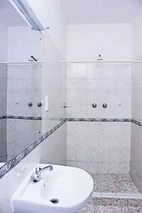 Deluxe Tek Büyük Yataklı Oda, Özel Banyo