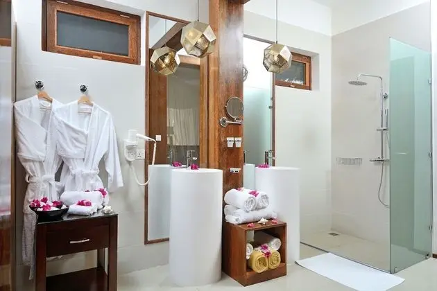 Seafront Luxury Villa with Private Pool