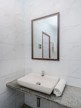 Basic Tek Büyük veya İki Ayrı Yataklı Oda