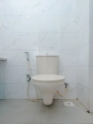 Basic Tek Büyük veya İki Ayrı Yataklı Oda