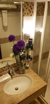 Apartment Interconnecting Room