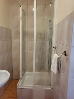 Standard Dört Kişilik Oda