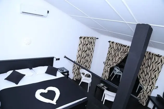 Luxury Tek Büyük veya İki Ayrı Yataklı Oda, 1 En Büyük (King) Boy Yatak, Nehir Manzaralı