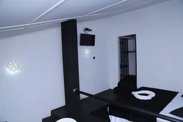 Luxury Tek Büyük veya İki Ayrı Yataklı Oda, 1 En Büyük (King) Boy Yatak, Nehir Manzaralı