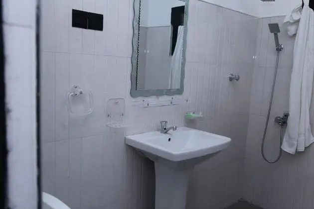 Luxury Tek Büyük veya İki Ayrı Yataklı Oda, 1 En Büyük (King) Boy Yatak, Nehir Manzaralı