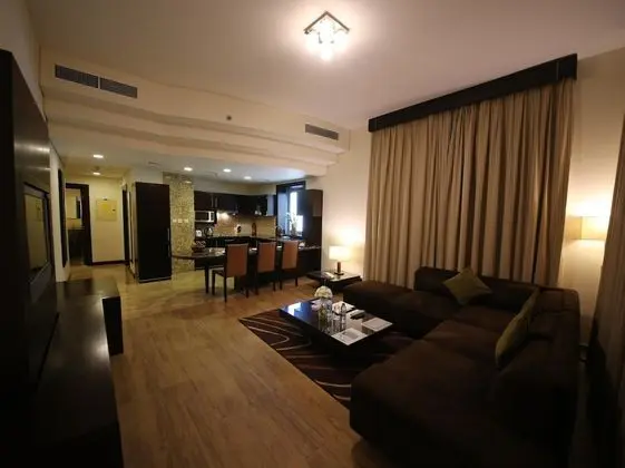 Apartment 1 Bedroom, Creek View