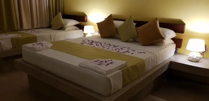 Deluxe Üç Kişilik Oda