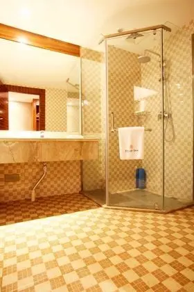 Superior Oda, 1 En Büyük (King) Boy Yatak