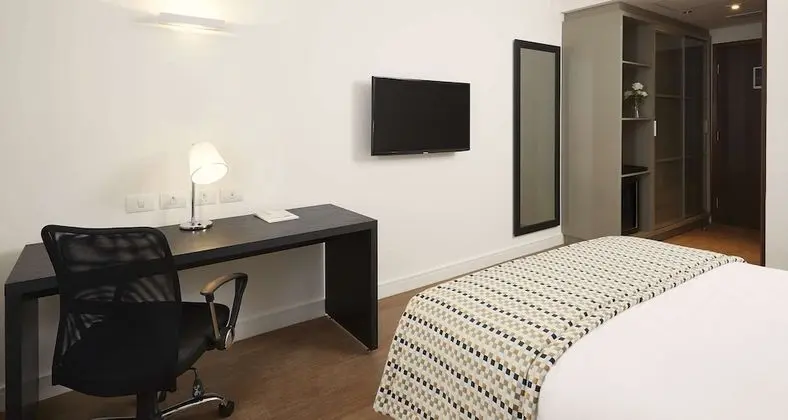 Standard Oda, 1 Büyük (Queen) Boy Yatak