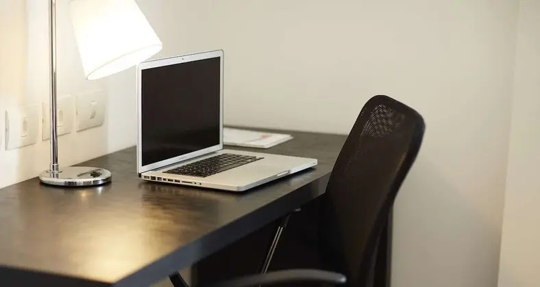 Standard Oda, 1 Büyük (Queen) Boy Yatak