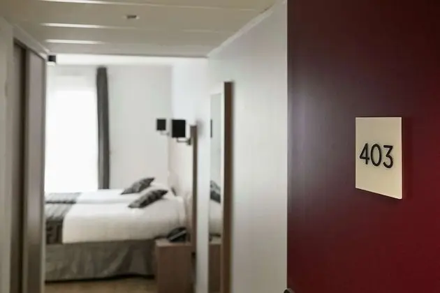 Apart Daire, Birden Çok Yatak, Küçük Mutfak