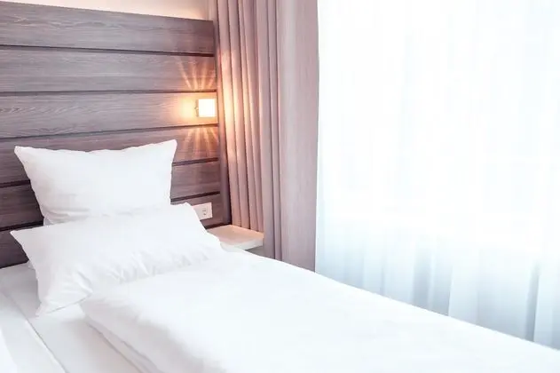 Standard Oda, 1 Tek Kişilik Yatak