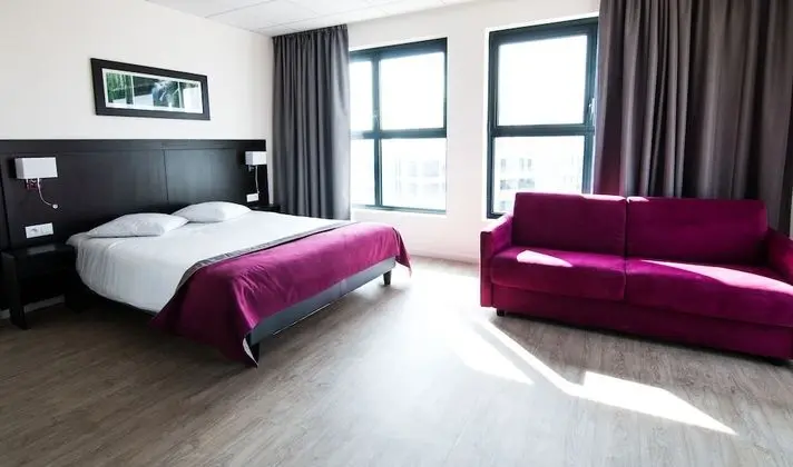 Oda, 1 Yatak Odası, Küçük Mutfak (2 Single beds and 1 Sofa Bed)