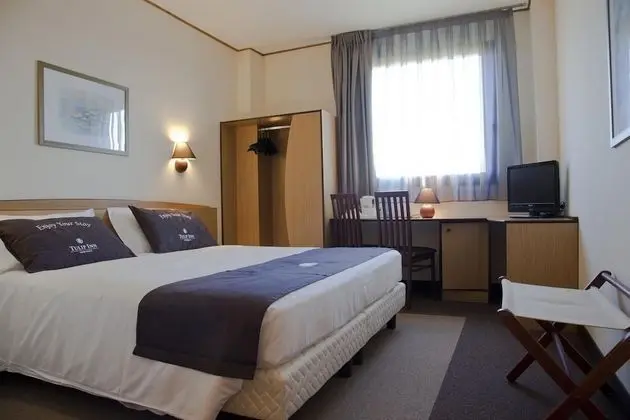 Standard Oda, 1 En Büyük (King) Boy Yatak