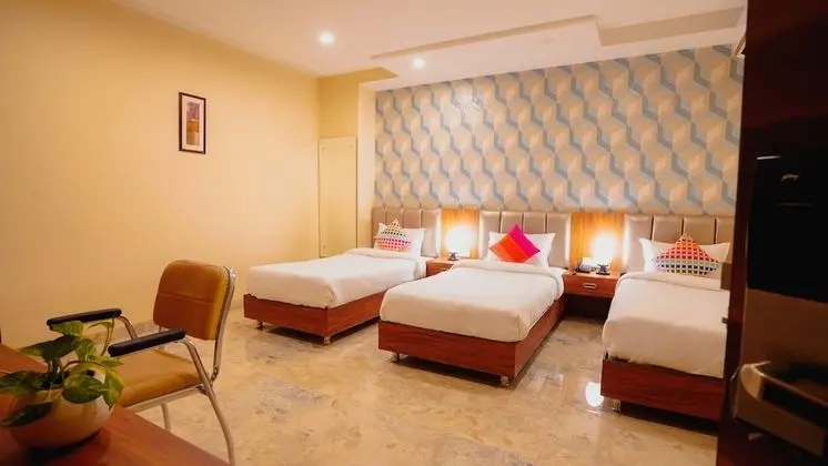 Deluxe Üç Kişilik Oda