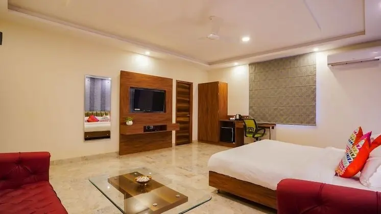 Luxury Tek Büyük Yataklı Oda