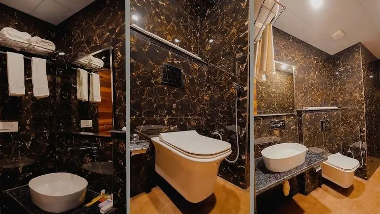 Luxury Tek Büyük Yataklı Oda